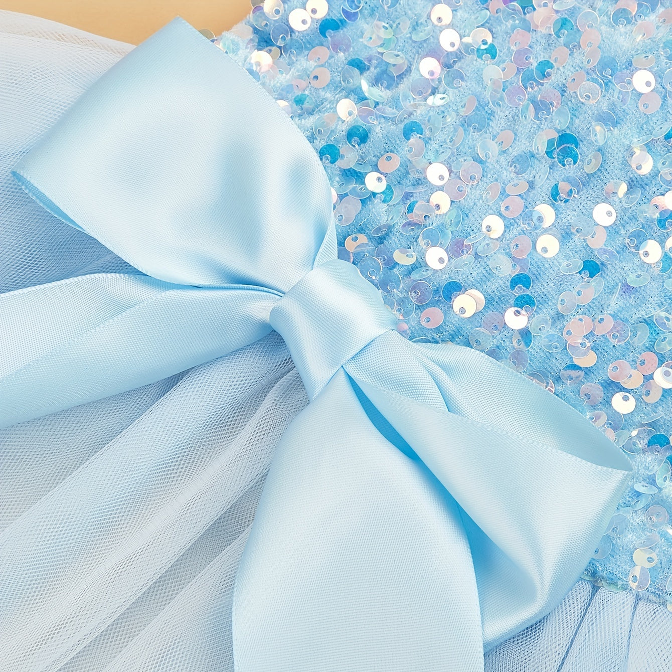 Sparkle and Shine: 1pc Pet Sleeveless Sequin Bow Mesh Dress for Your Furry Friend's Special Occasion!