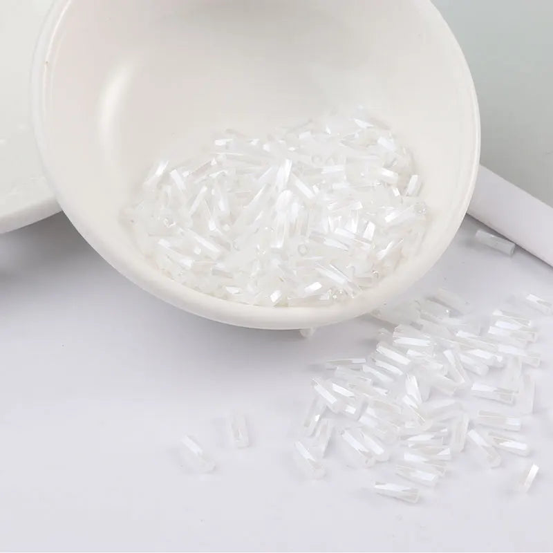 300Pcs Helical Seedbeads 11/0 Tube Bead 2x6mm Twist Bugles Glass Seed Beads For DIY Bracelet Jewelry Dress Making 25 Colors