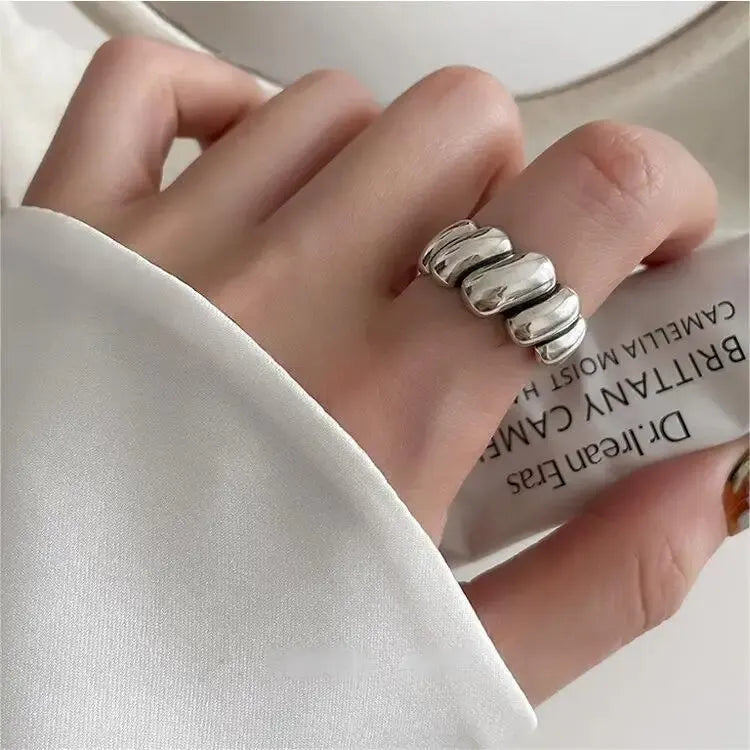Adjustable Opening Ring for Girls Women,Fashion Ring Popular Jewelry Blue Silver-color for Party Dress Nice Birthday Gift