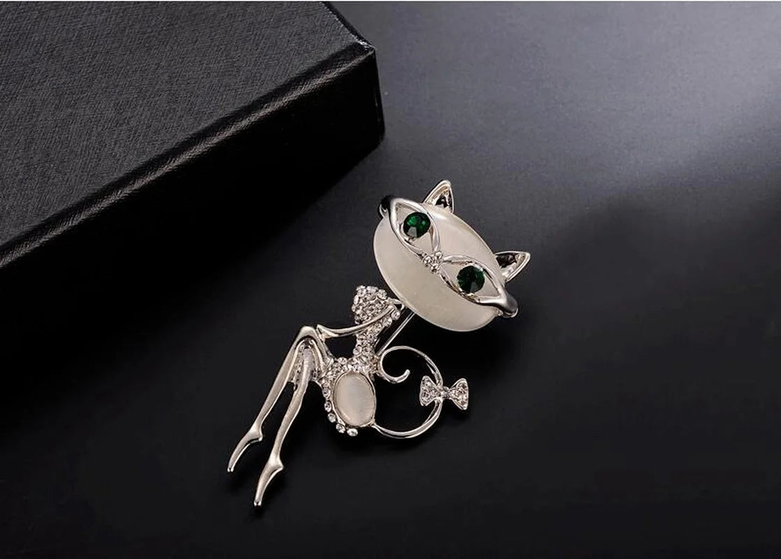 Opal Super Cute Kitten Cat Eye Stone Brooch Crystal Collar Creativity Dress Fashionable Style Sexy Wedding Accessories