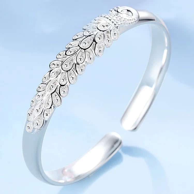Silver elegant Peacock opening screen bracelet Bangles for women fashion party wedding Accessories jewelry gift