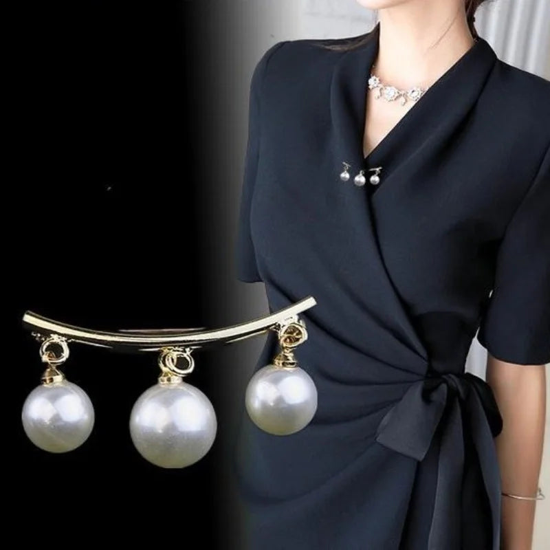 Elegant Faux Pearl Brooch Pin for Women - Secure Dress Clip, Adjustable Golden/Silvery Accessory for Blouse, Scarf, Suits