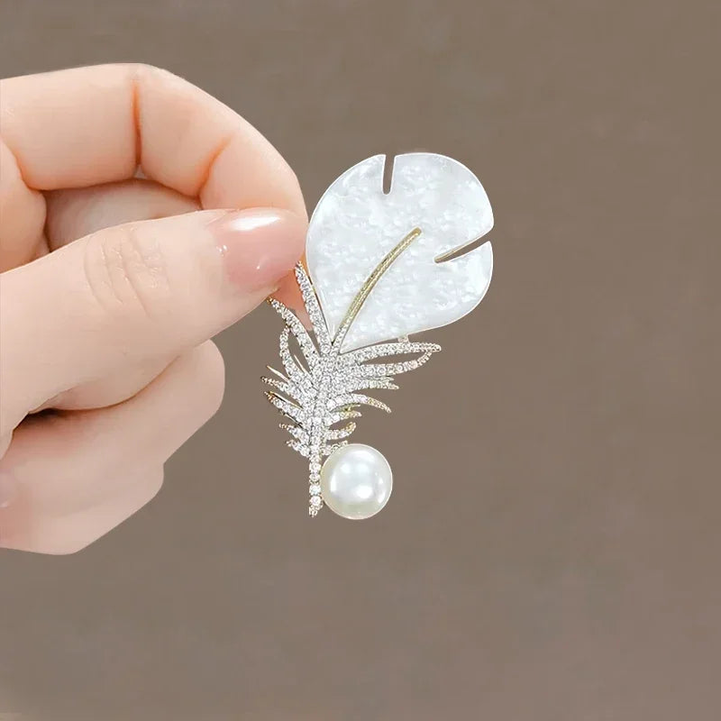 Small Cute Little Girl In Black Dress Nurse Brooches Rhinestone Crystal Brooch Pin Drop Oil Corsage Clothing Coat Jewelry