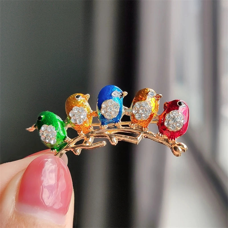 Lovely Birds Butterfly Bee Brooch For Women Pearl Rhinestone Trendy Animal Jewelry Coat Dress Lapel Pins Wedding Party Gifts