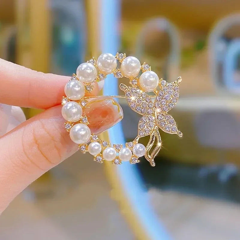 Small Cute Little Girl In Black Dress Nurse Brooches Rhinestone Crystal Brooch Pin Drop Oil Corsage Clothing Coat Jewelry
