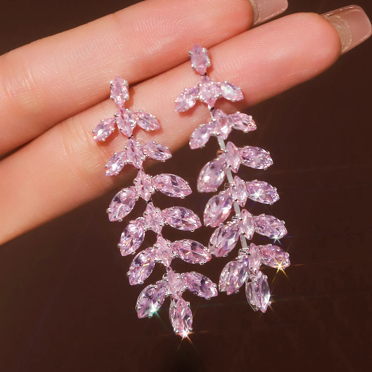 2pcs fashionable and high-end long tassel full diamond leaf earrings for women's banquet dress accessories