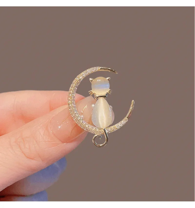 Small Cute Little Girl In Black Dress Nurse Brooches Rhinestone Crystal Brooch Pin Drop Oil Corsage Clothing Coat Jewelry