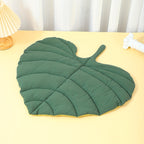 Cozy Leaf-Shaped Pet Mat: A Perfect Cushion for Your Cat or Dog's Comfort!